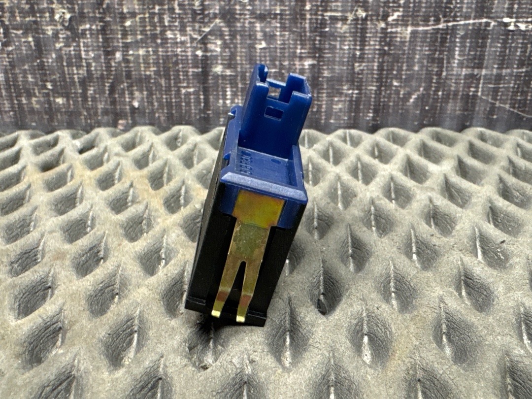 Кнопка открывания багажника, 276 рублей, Красноярск