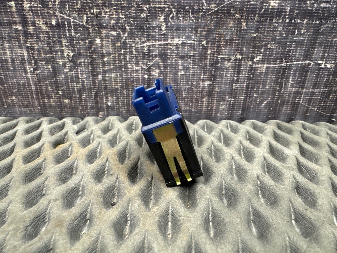 Кнопка открывания багажника, 276 рублей, Красноярск