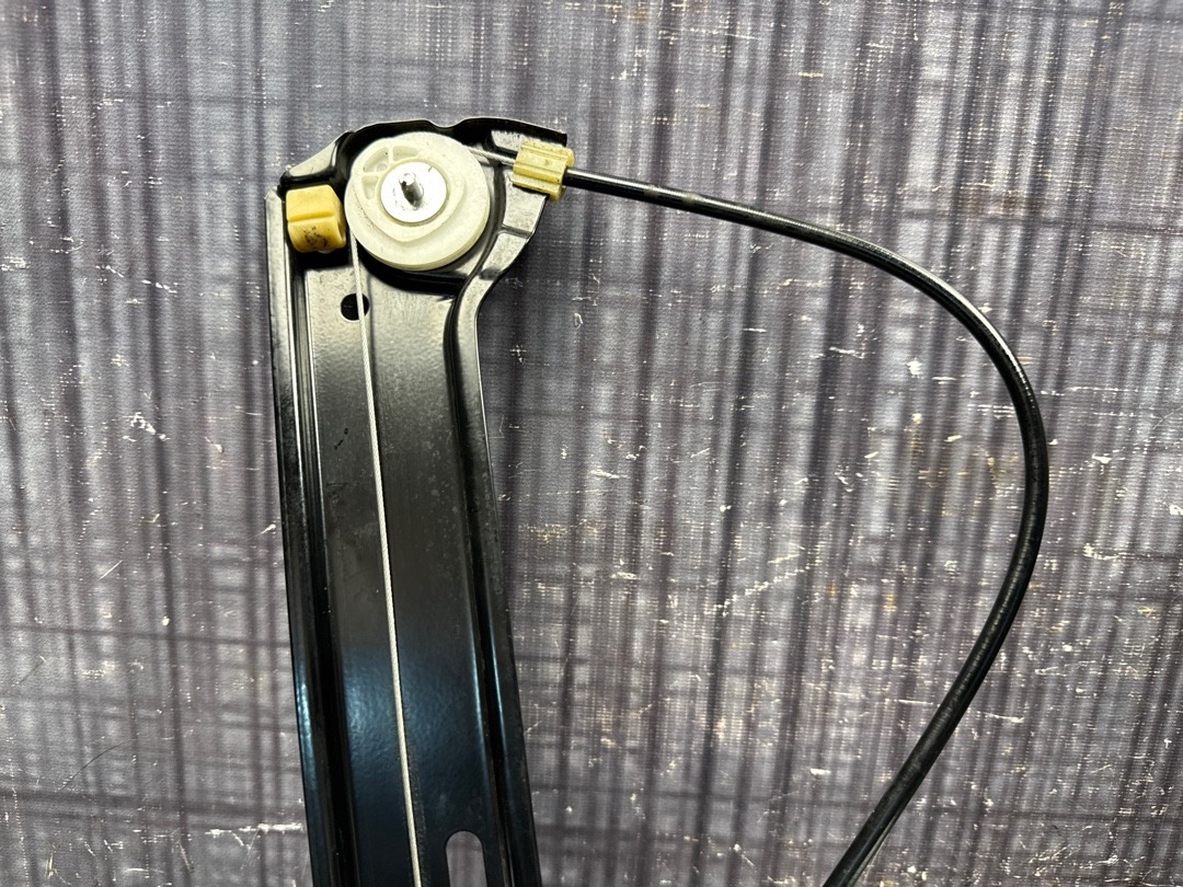 Стеклоподъемник, 1500 рублей, Красноярск