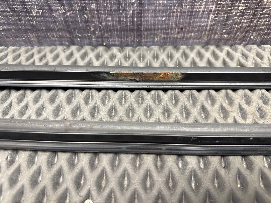 Молдинг лобового стекла, 950 рублей, Красноярск