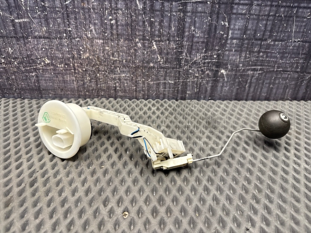 Датчик уровня топлива, 1000 рублей, Красноярск