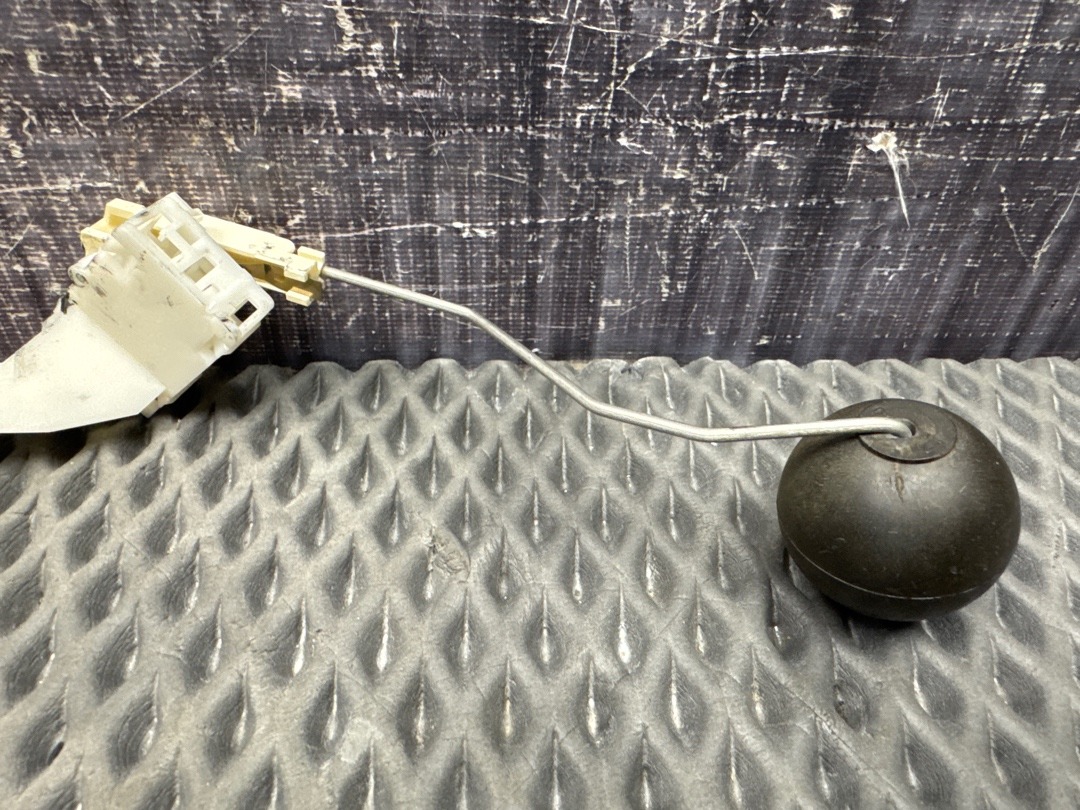 Датчик уровня топлива, 1000 рублей, Красноярск