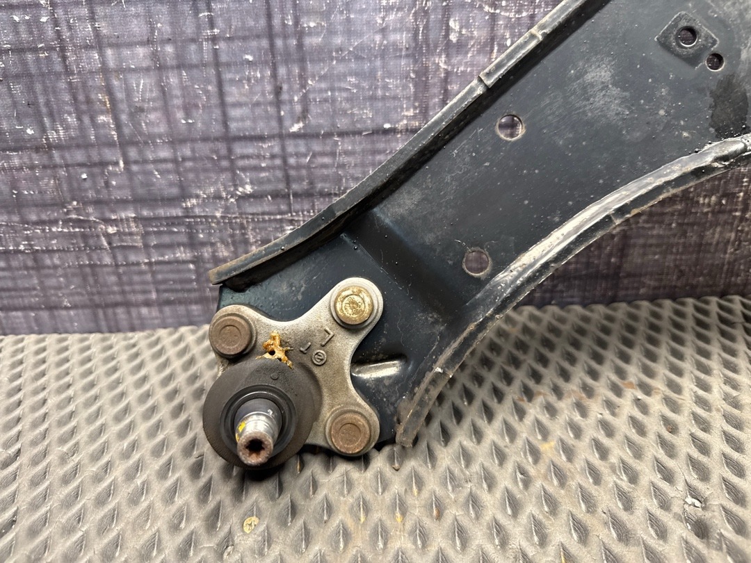 Рычаг подвески, 3140 рублей, Красноярск