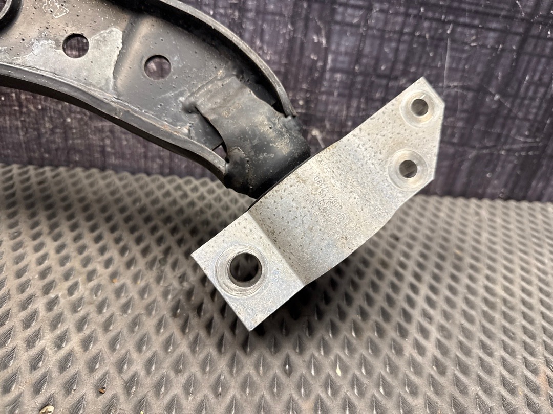 Рычаг подвески, 3140 рублей, Красноярск