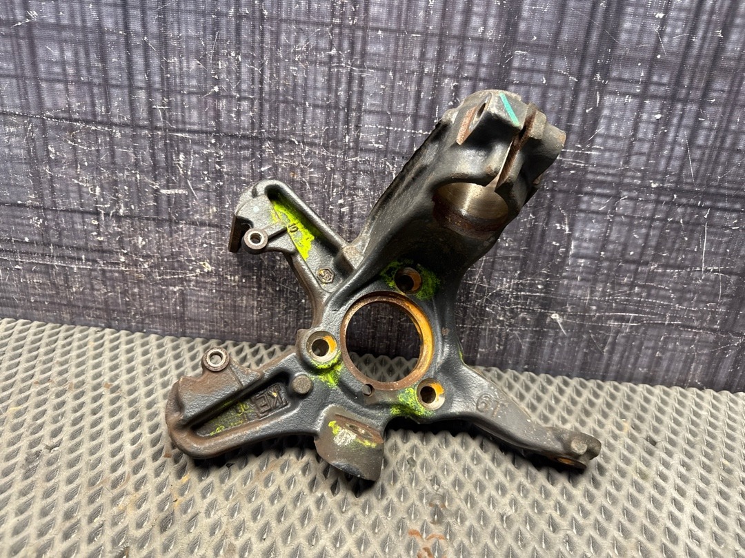 Поворотный кулак, 2370 рублей, Красноярск