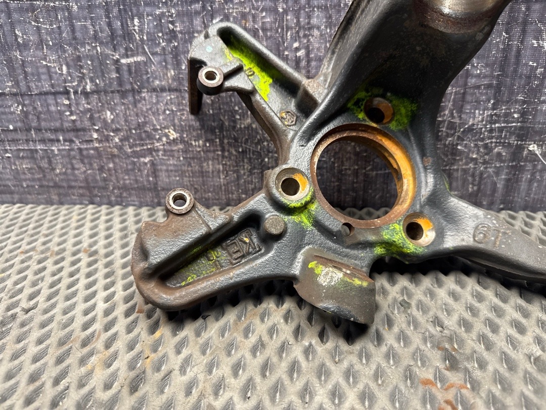 Поворотный кулак, 2370 рублей, Красноярск