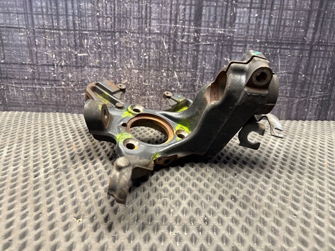 Поворотный кулак, 2370 рублей, Красноярск