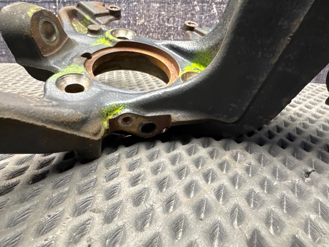 Поворотный кулак, 2370 рублей, Красноярск