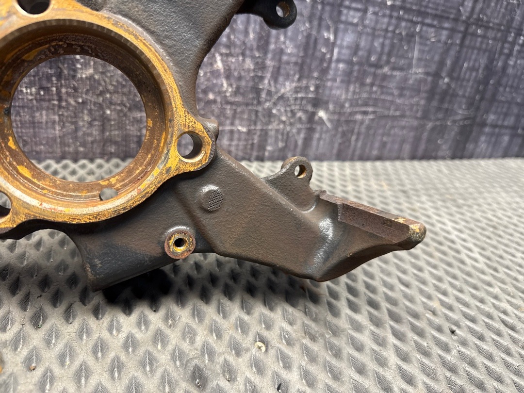 Поворотный кулак, 2370 рублей, Красноярск