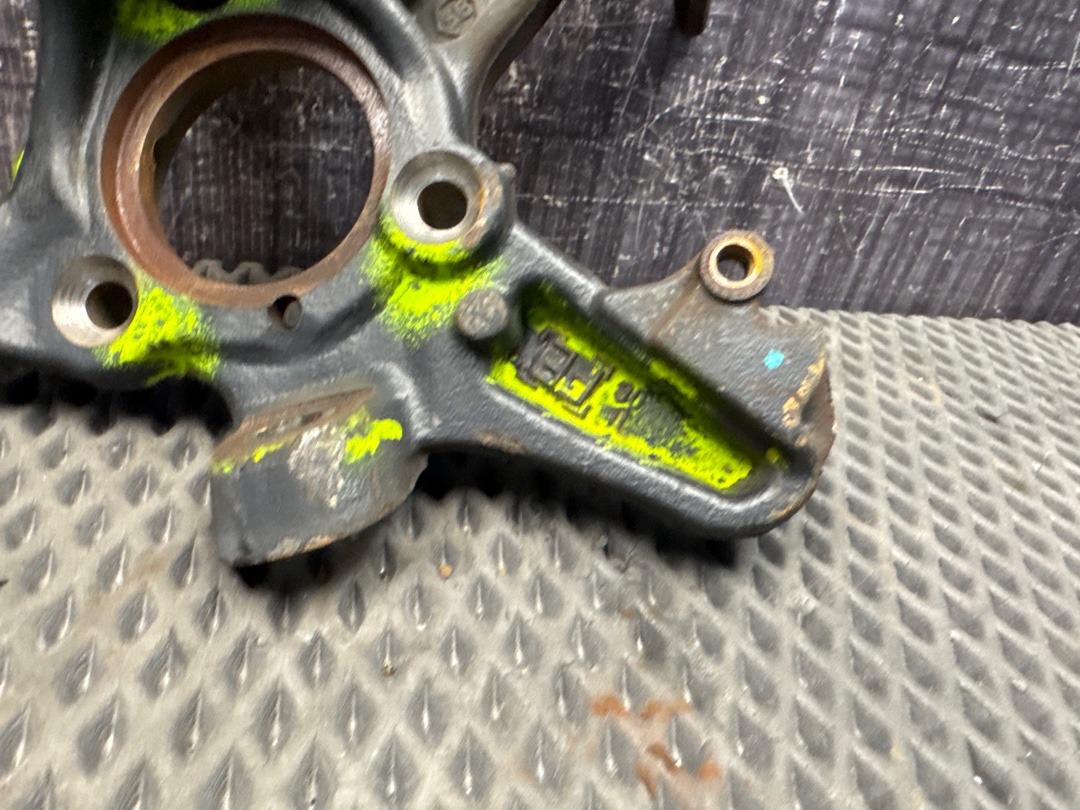 Поворотный кулак, 2370 рублей, Красноярск