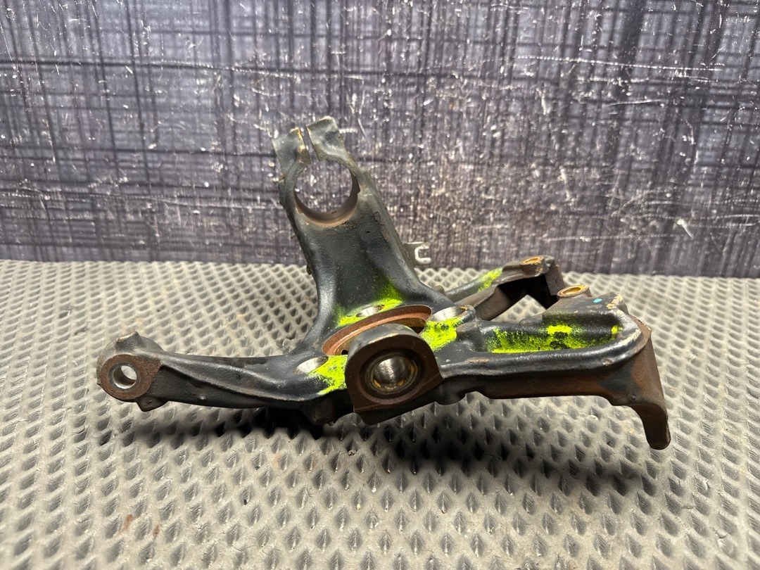 Поворотный кулак, 2370 рублей, Красноярск