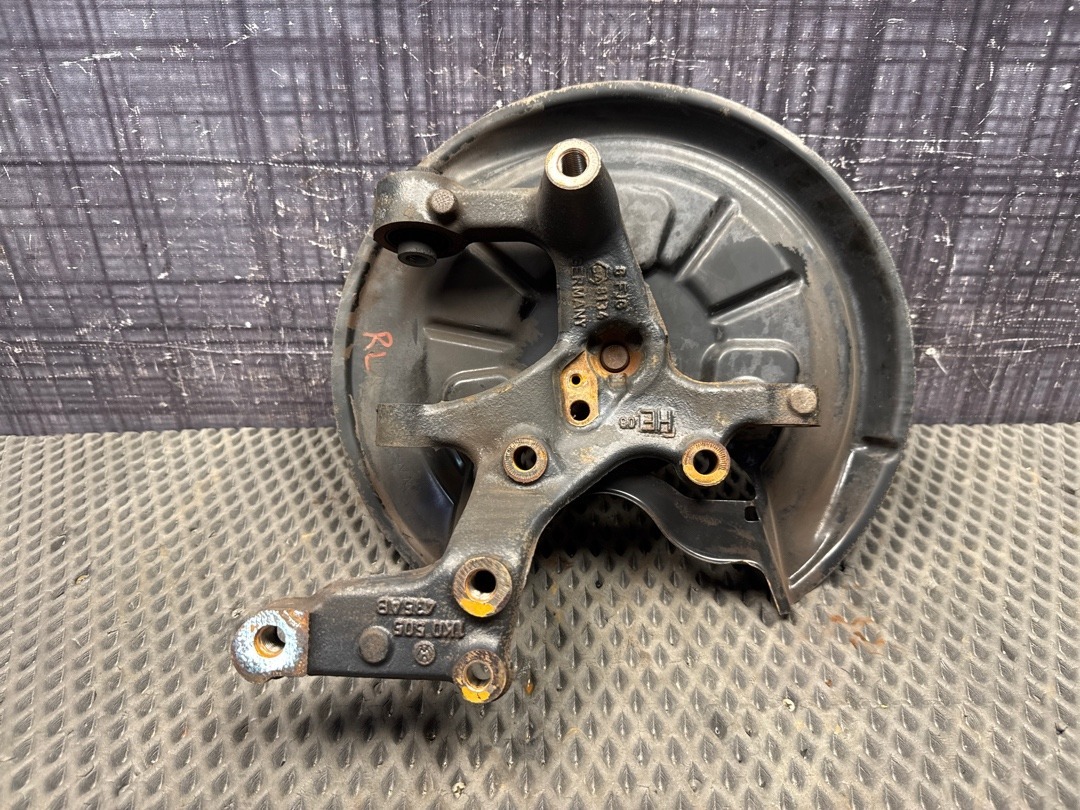 Поворотный кулак, 3680 рублей, Красноярск