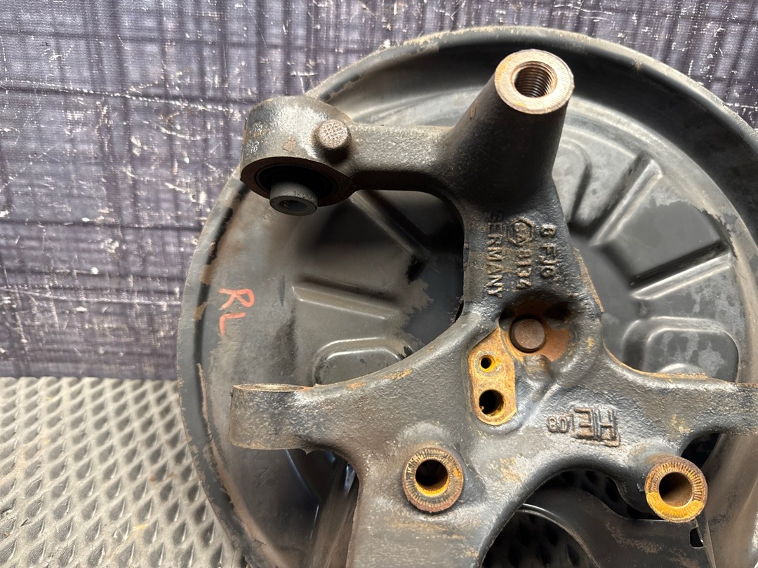 Поворотный кулак, 3680 рублей, Красноярск