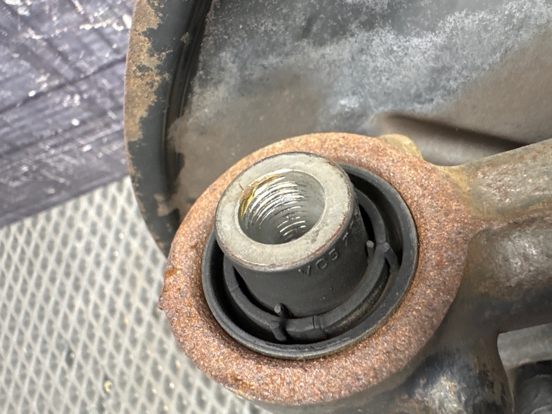 Поворотный кулак, 3680 рублей, Красноярск