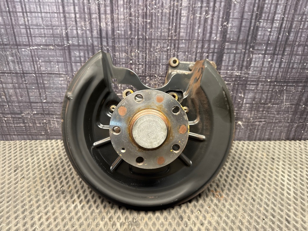 Поворотный кулак, 3680 рублей, Красноярск