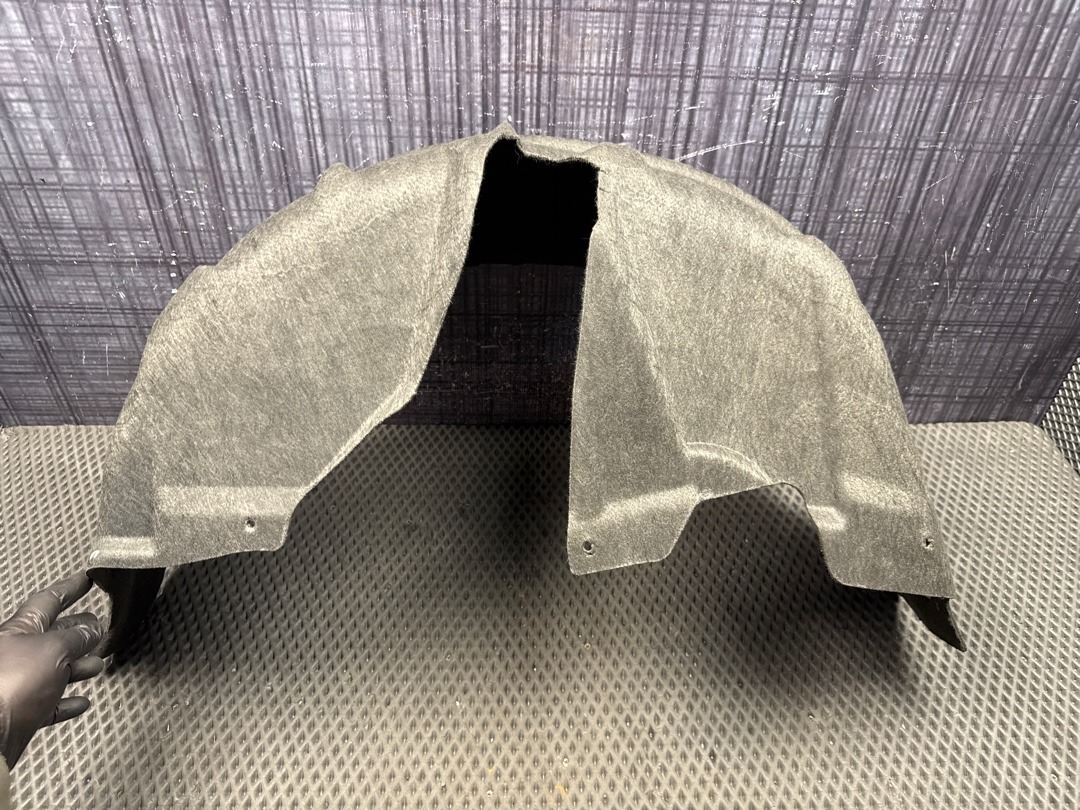 Подкрылок, 2710 рублей, Красноярск