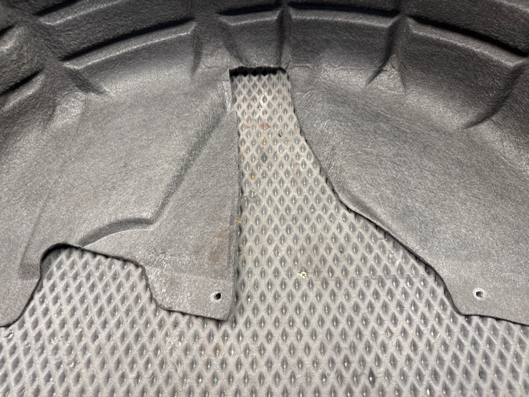 Подкрылок, 2710 рублей, Красноярск