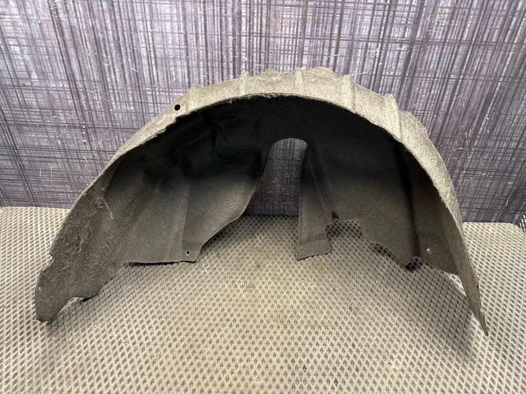 Подкрылок, 2710 рублей, Красноярск