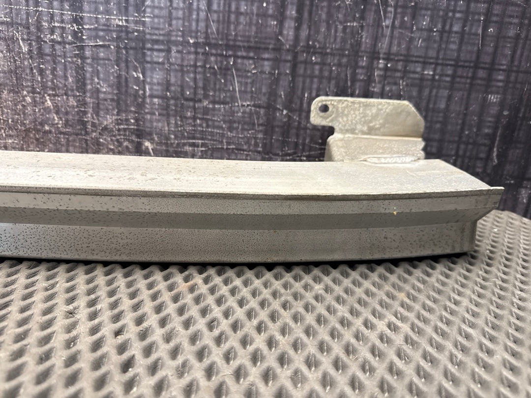 Усилитель бампера, 1630 рублей, Красноярск