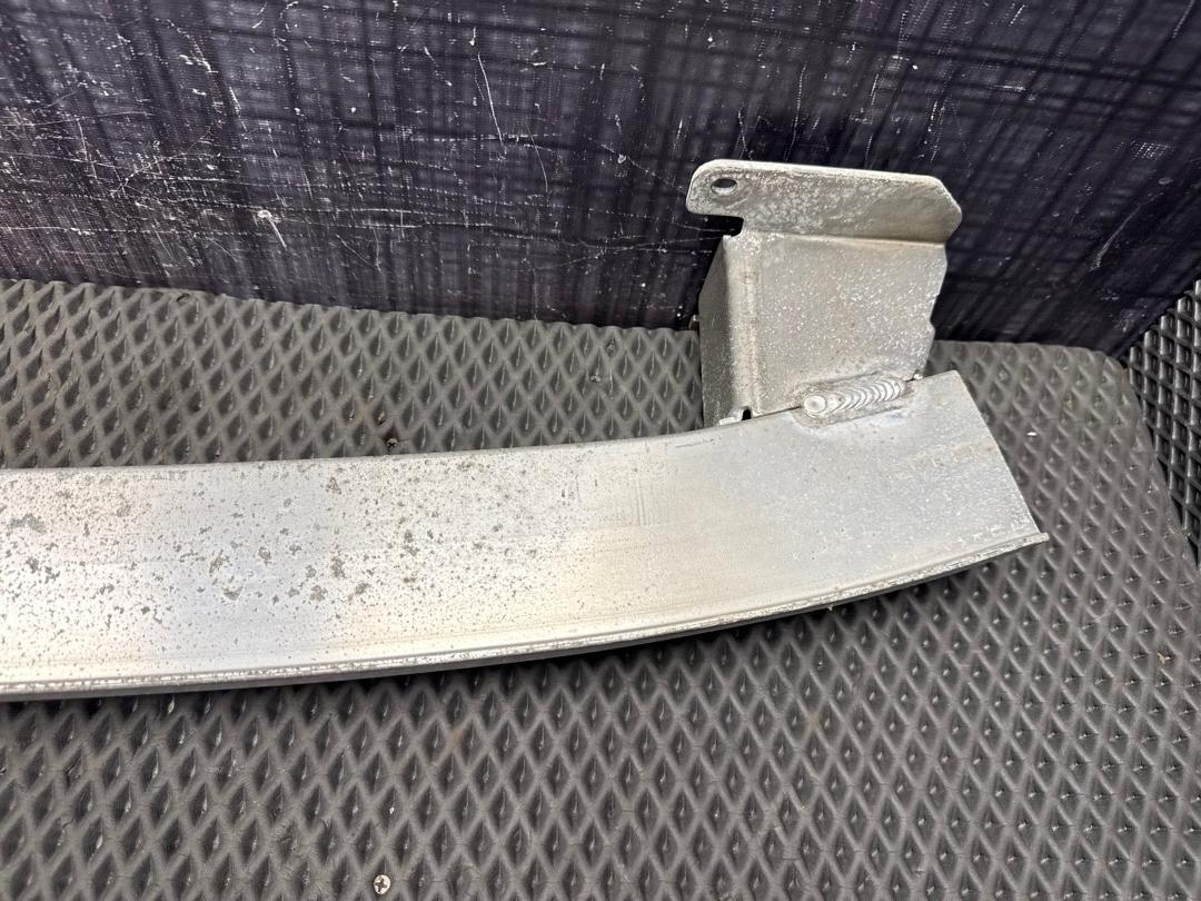 Усилитель бампера, 1630 рублей, Красноярск