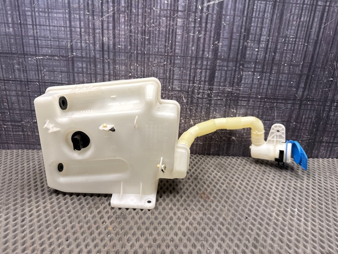 Бачок омывателя, 3140 рублей, Красноярск