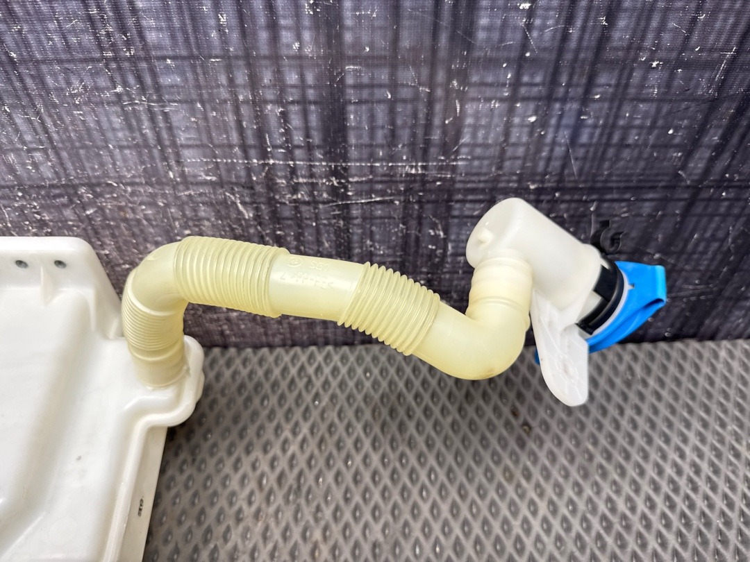 Бачок омывателя, 3140 рублей, Красноярск