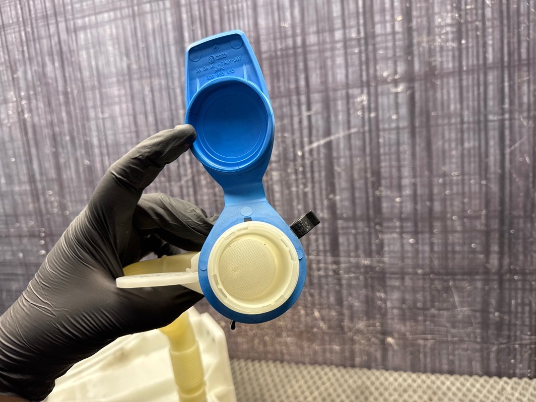 Бачок омывателя, 3140 рублей, Красноярск