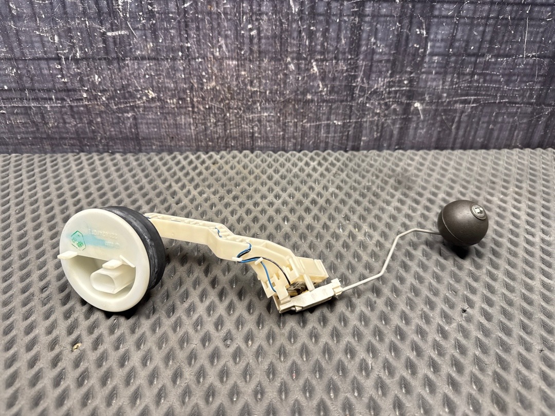 Датчик уровня топлива, 1000 рублей, Красноярск