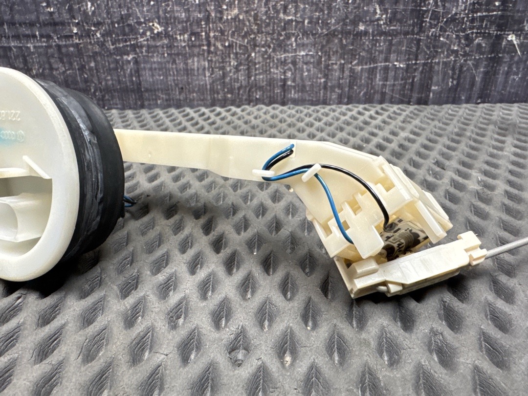 Датчик уровня топлива, 1000 рублей, Красноярск