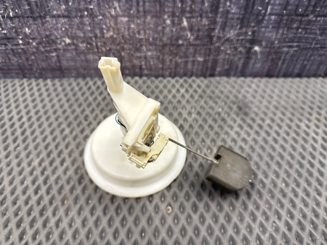 Датчик уровня топлива, 1000 рублей, Красноярск