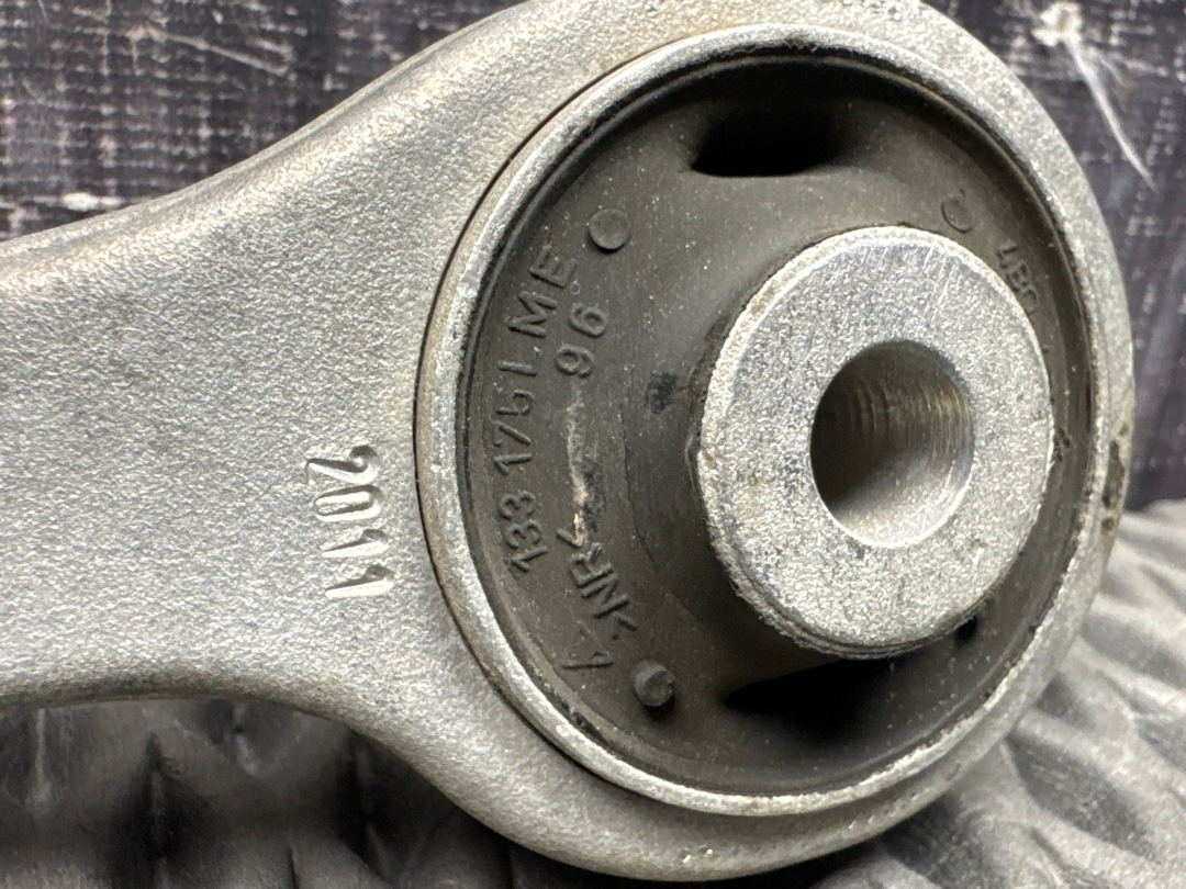 Рычаг подвески, 1200 рублей, Красноярск