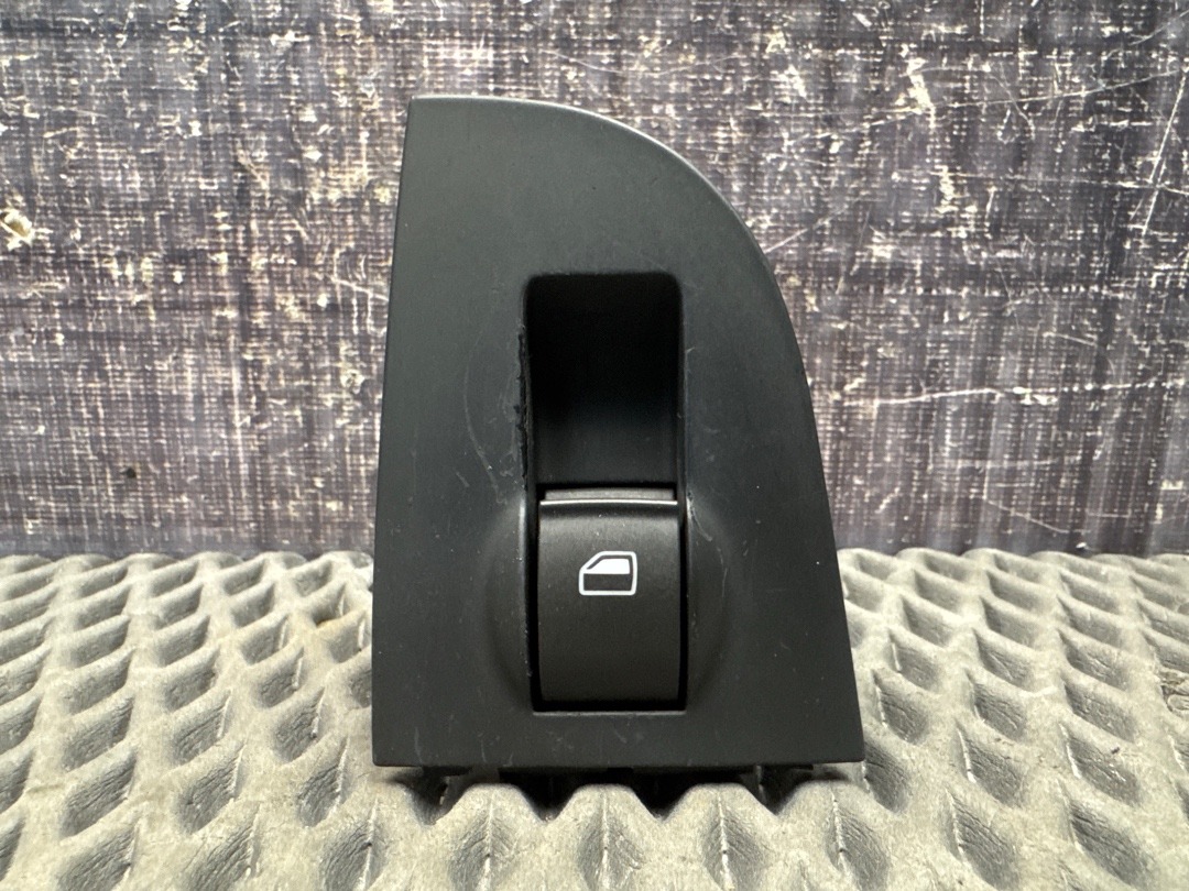 Кнопка стеклоподъемника, 450 рублей, Красноярск