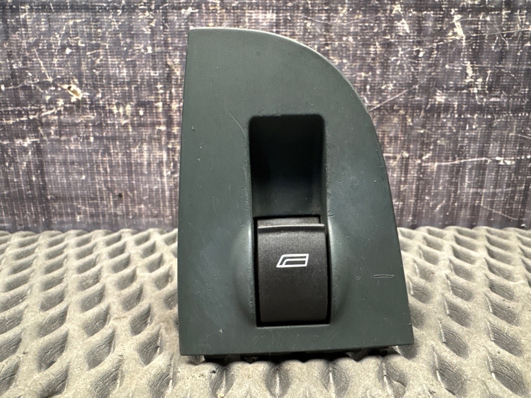 Кнопка стеклоподъемника, 450 рублей, Красноярск