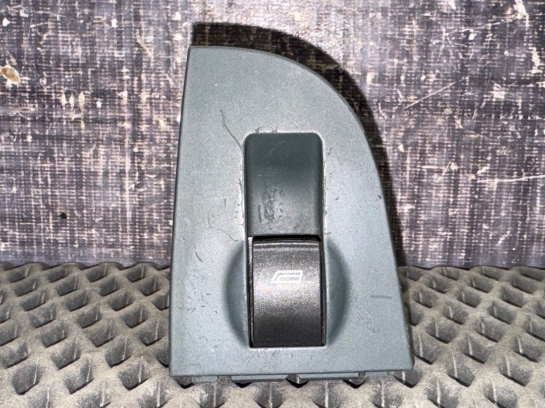 Кнопка стеклоподъемника, 450 рублей, Красноярск