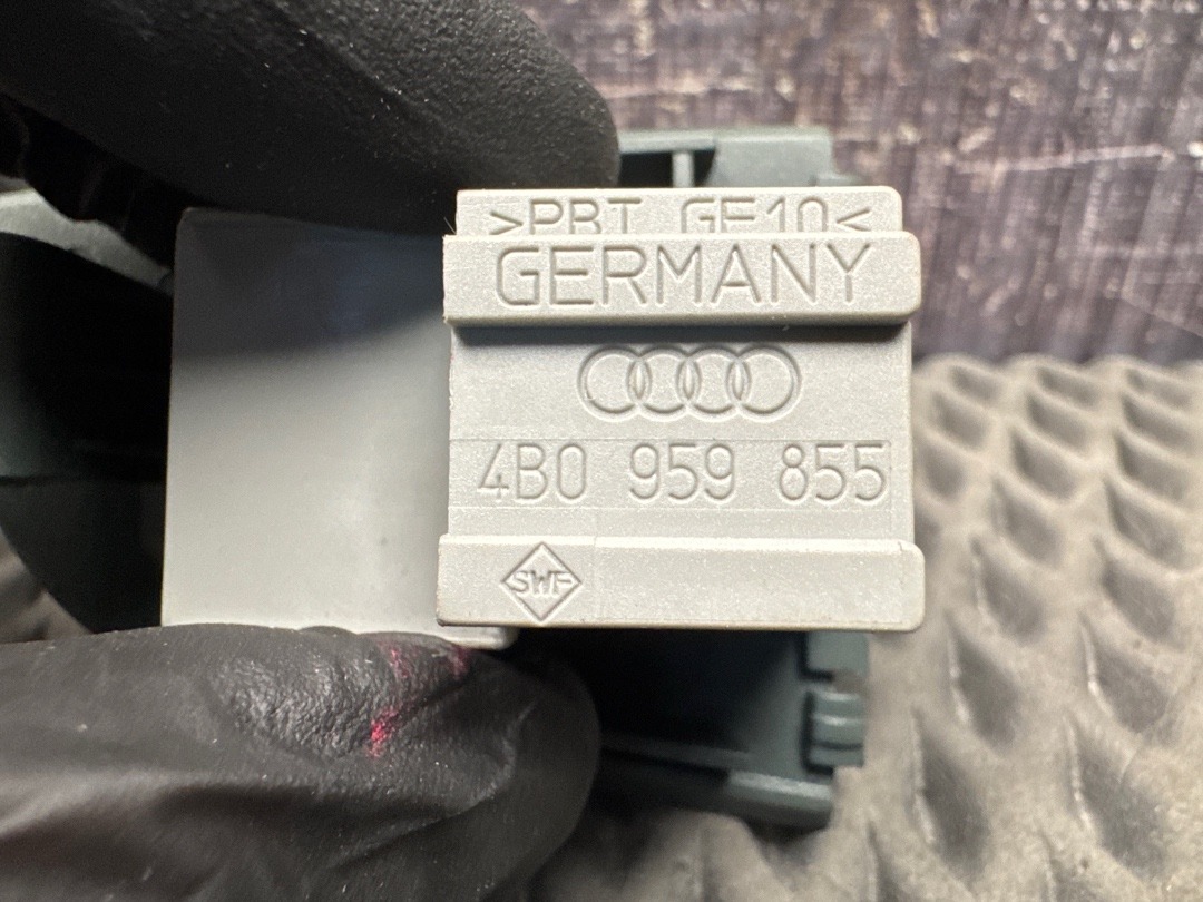 Кнопка стеклоподъемника, 450 рублей, Красноярск