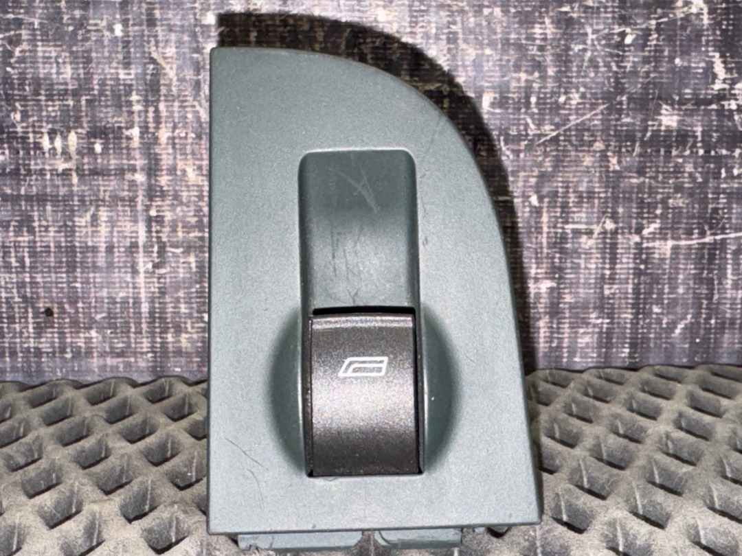 Кнопка стеклоподъемника, 450 рублей, Красноярск