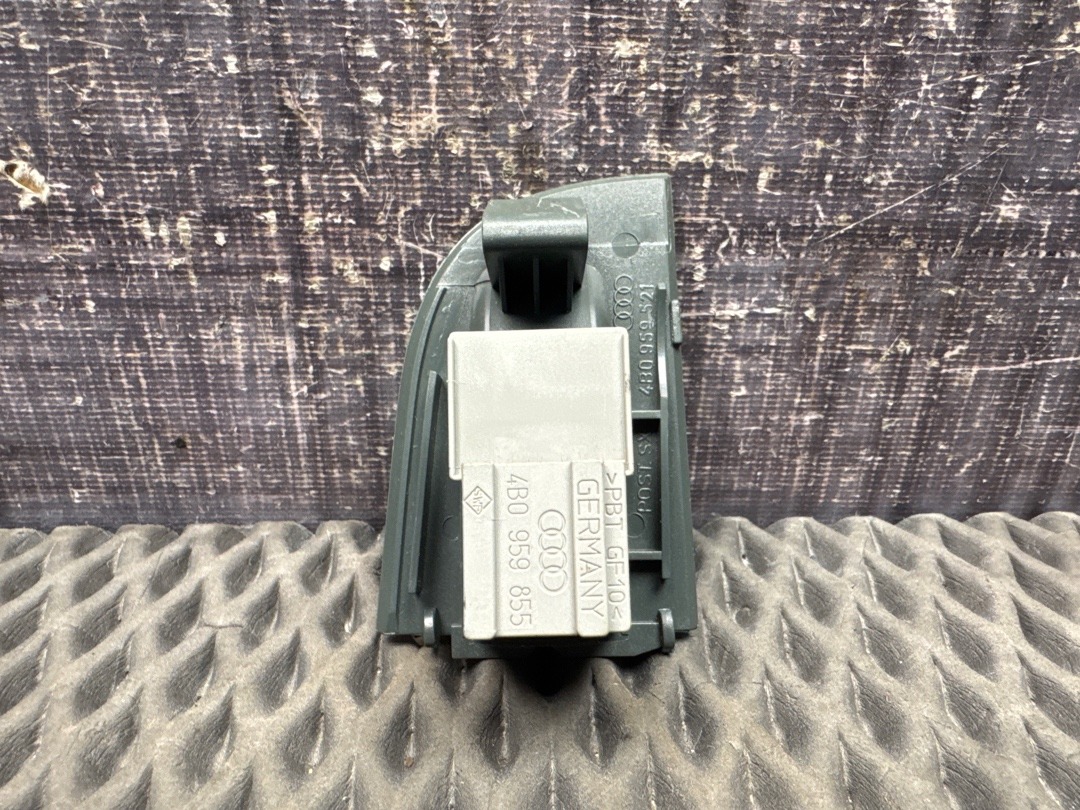 Кнопка стеклоподъемника, 450 рублей, Красноярск