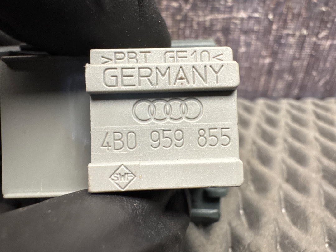 Кнопка стеклоподъемника, 450 рублей, Красноярск