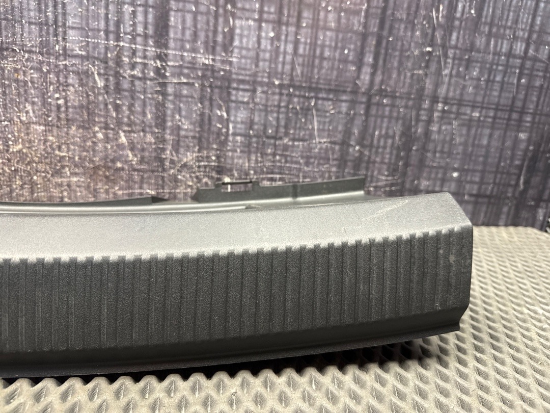 Пластик багажника, 1330 рублей, Красноярск