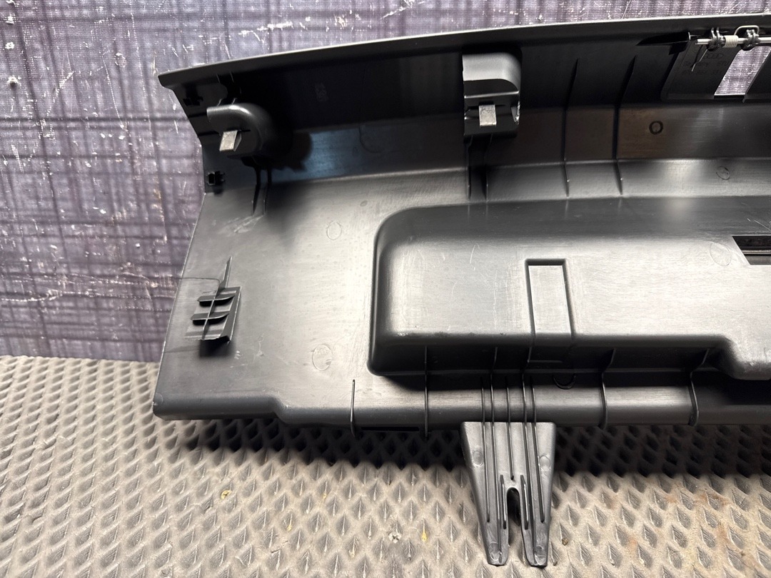 Пластик багажника, 1330 рублей, Красноярск