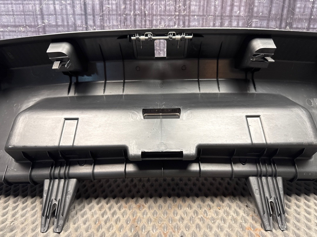 Пластик багажника, 1330 рублей, Красноярск