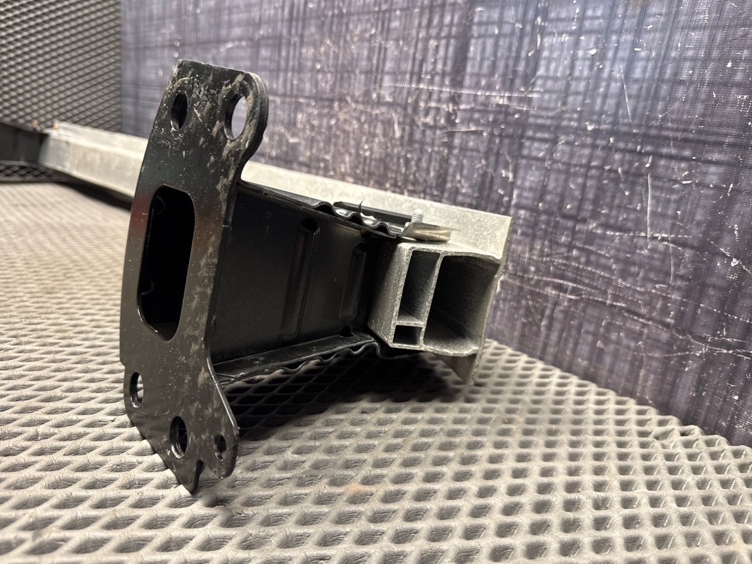 Усилитель бампера, 2720 рублей, Красноярск