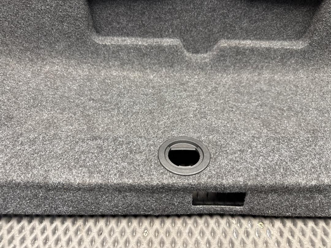 Обшивка крышки багажника, 600 рублей, Красноярск