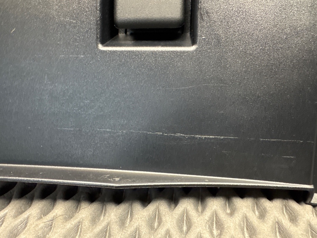 Пластик багажника, 480 рублей, Красноярск