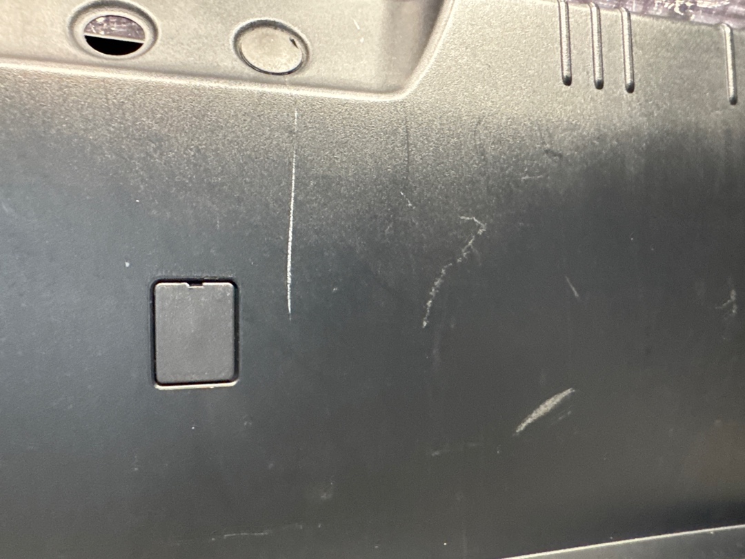 Пластик багажника, 480 рублей, Красноярск