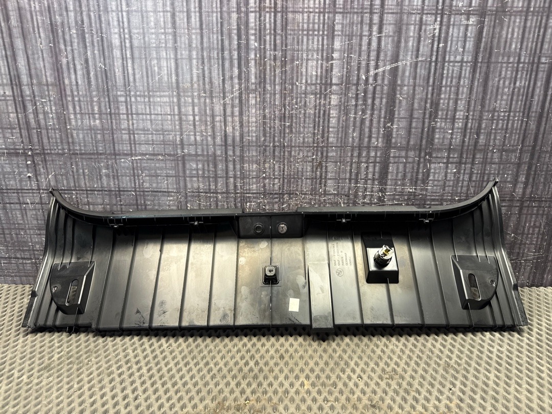 Пластик багажника, 480 рублей, Красноярск