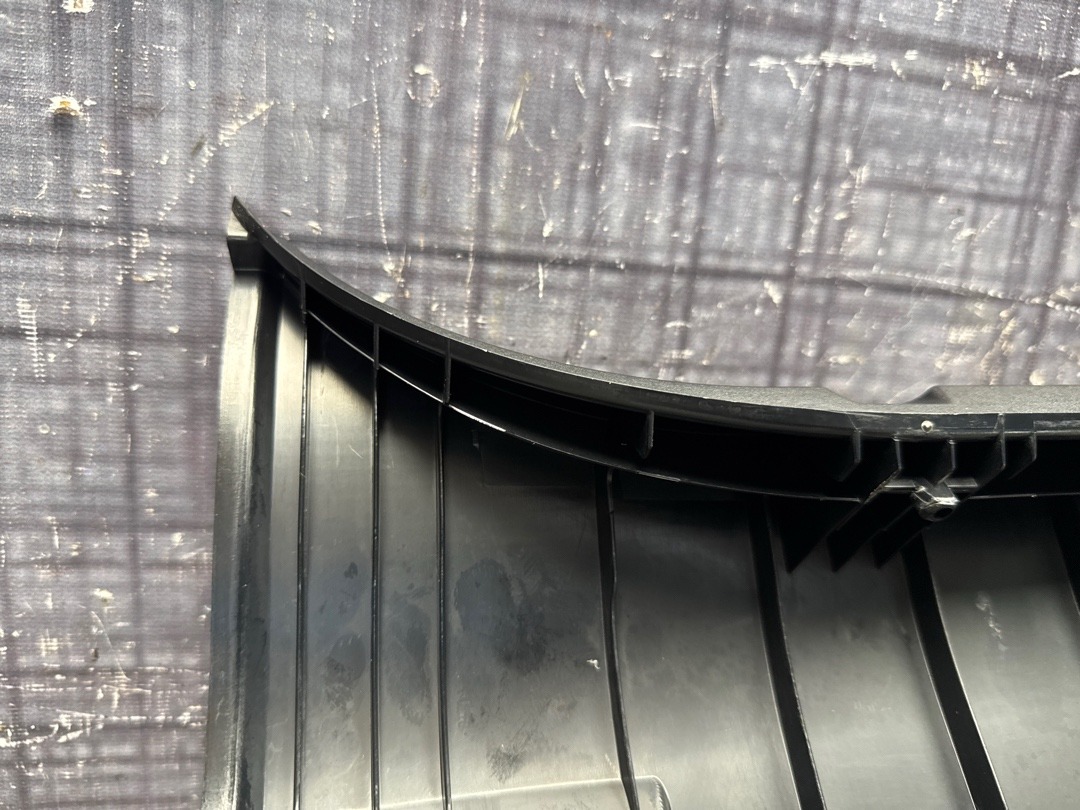 Пластик багажника, 480 рублей, Красноярск