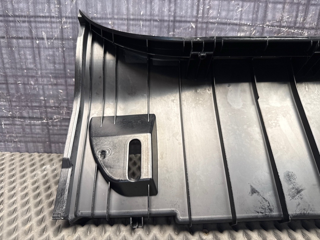 Пластик багажника, 480 рублей, Красноярск