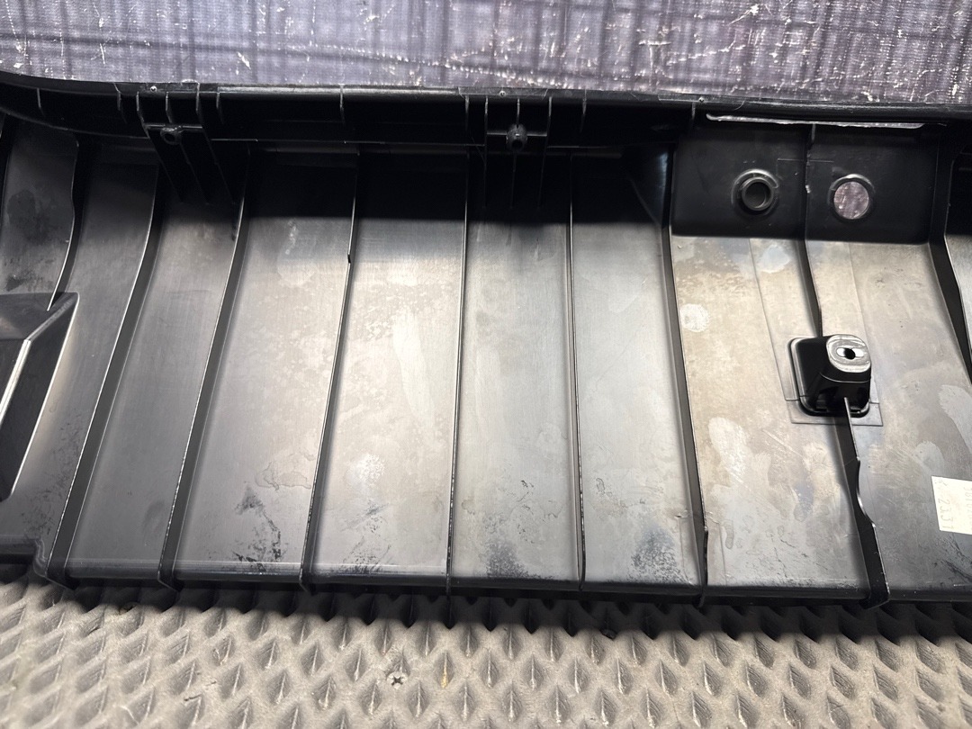 Пластик багажника, 480 рублей, Красноярск