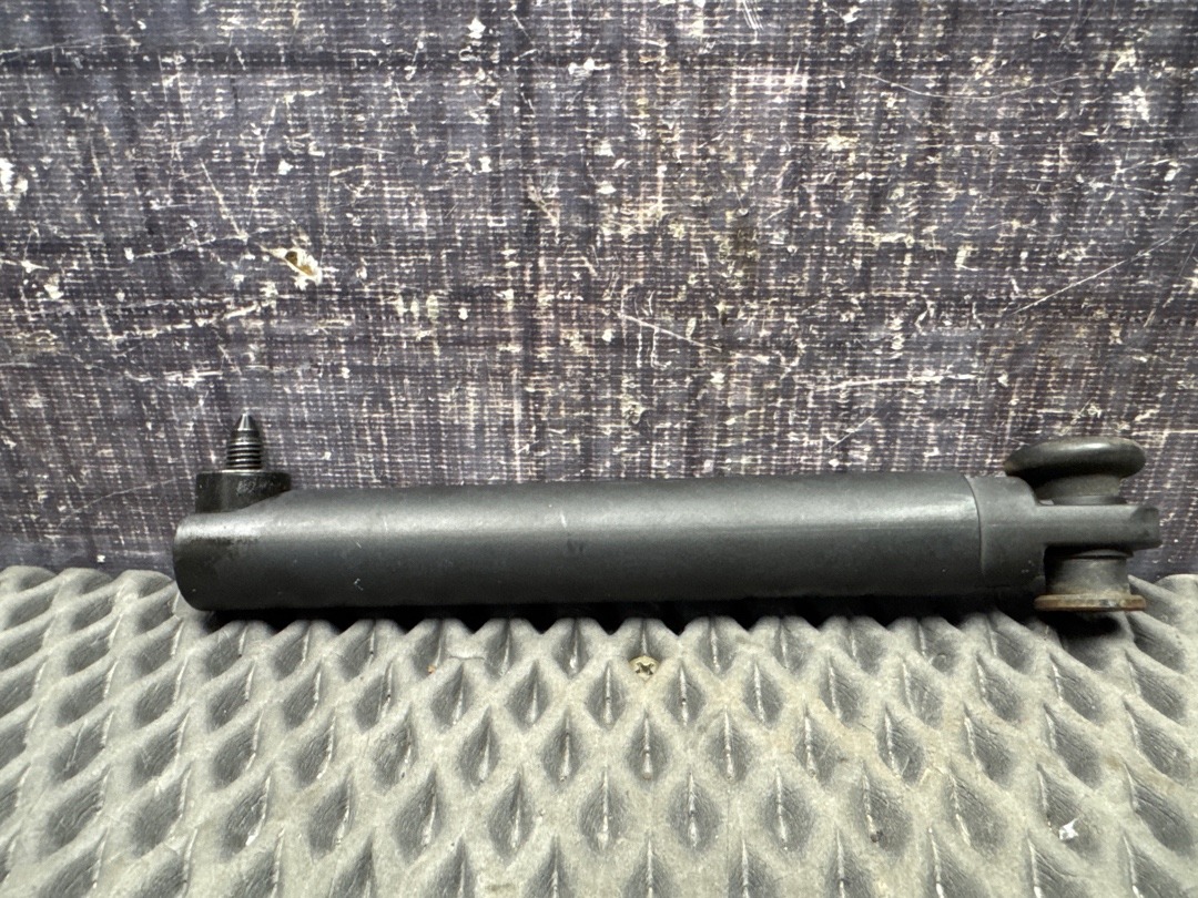 Амортизатор багажника, 400 рублей, Красноярск